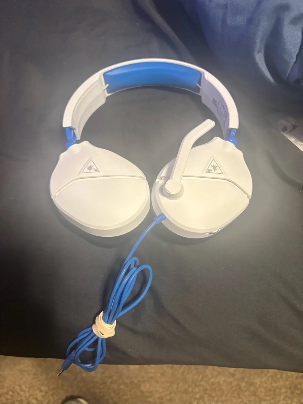 Turtle Beach White & Blue Wired Gaming Headset with Boom Microphone